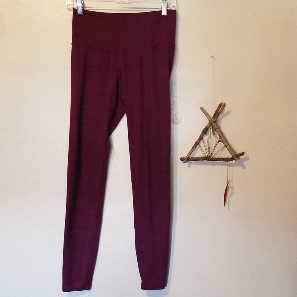 Small magenta old navy yoga pants